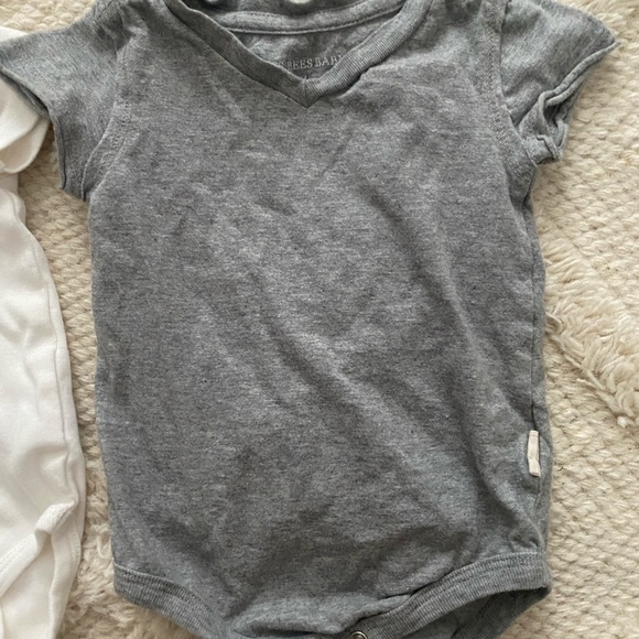 Baby bundle clothing - Picture 3 of 8